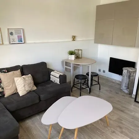 Superbe T2 Carnon דירה *